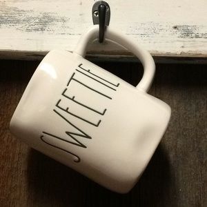 New Rae Dunn SWEETIE Mug
